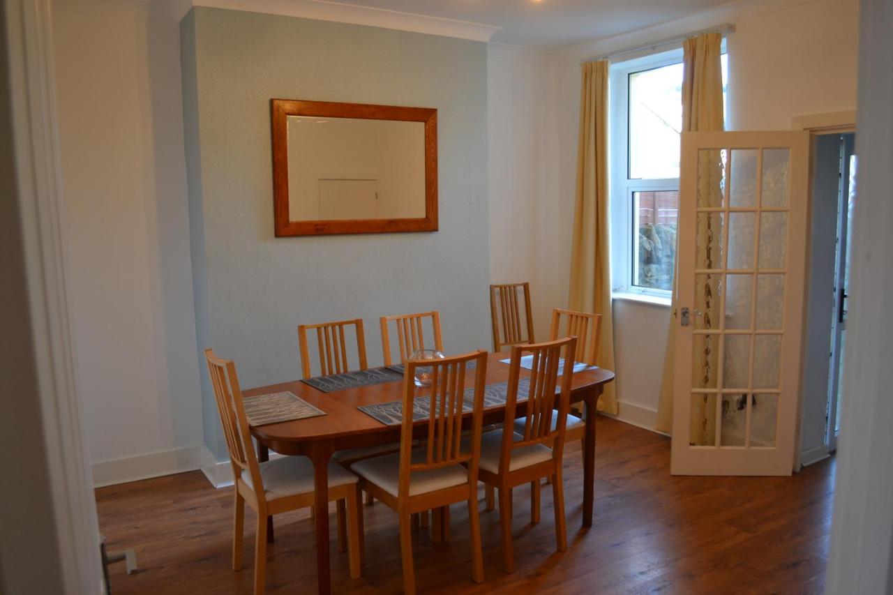 Entire 3 Bedroom House Near Caerphilly Station Bagian luar foto